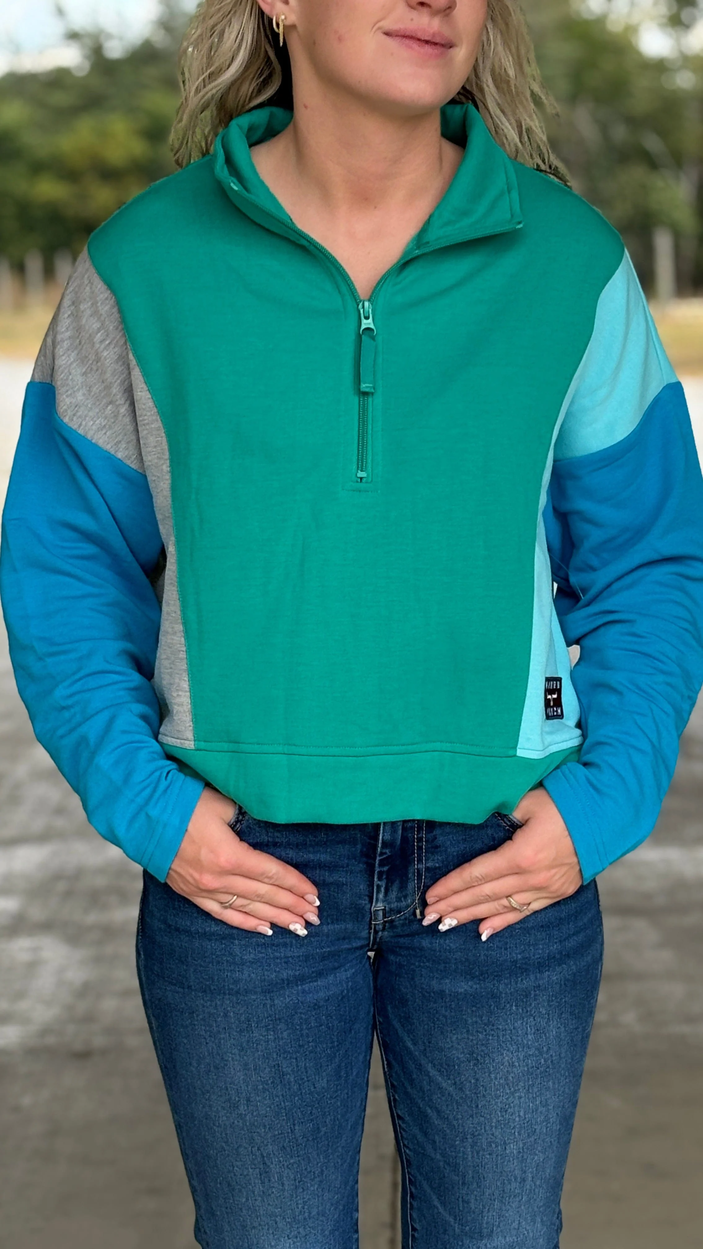 Kimes Hoodie ~ Cami
